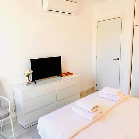 Apartamento, Paradise Sun Beach In Marina Benalmadena Exterior photo